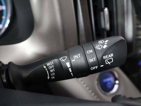 Used 2018 Toyota RAV4 Limited w/ Advanced Technology Package image 43