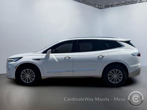 Used 2024 Buick Enclave Premium AWD/4WD image 7