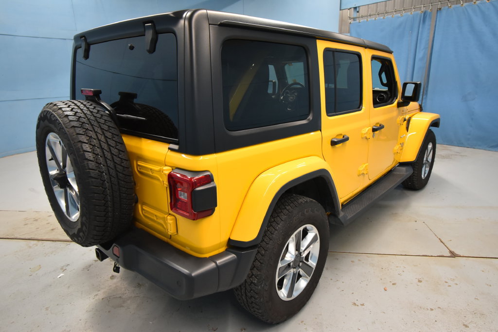 Used 2020 Jeep Wrangler Unlimited Sahara AWD/4WD image 34