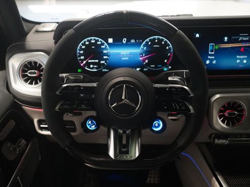 Certified 2025 Mercedes-Benz G 63 AMG 4MATIC image 15