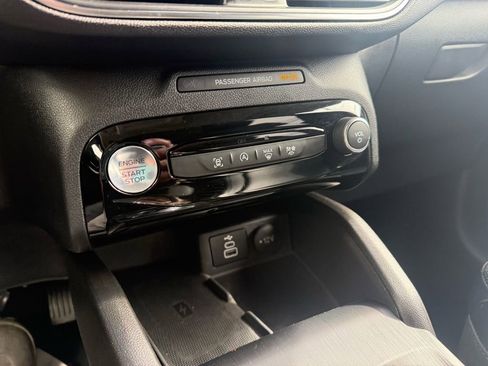 Used 2025 Ford Escape Platinum image 26