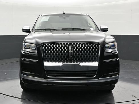 Used 2024 Lincoln Navigator L Black Label AWD/4WD image 8