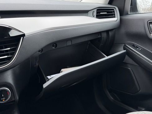 Used 2022 Ford Escape SE w/ SE Sport Appearance Package image 48