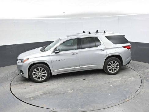 Used 2019 Chevrolet Traverse Premier w/ LPO, Blackout Package AWD/4WD image 34