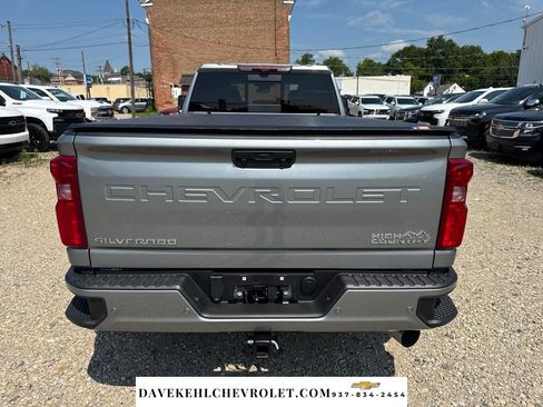 Used 2025 Chevrolet Silverado 3500 High Country w/ High Country Premium Package AWD/4WD image 4