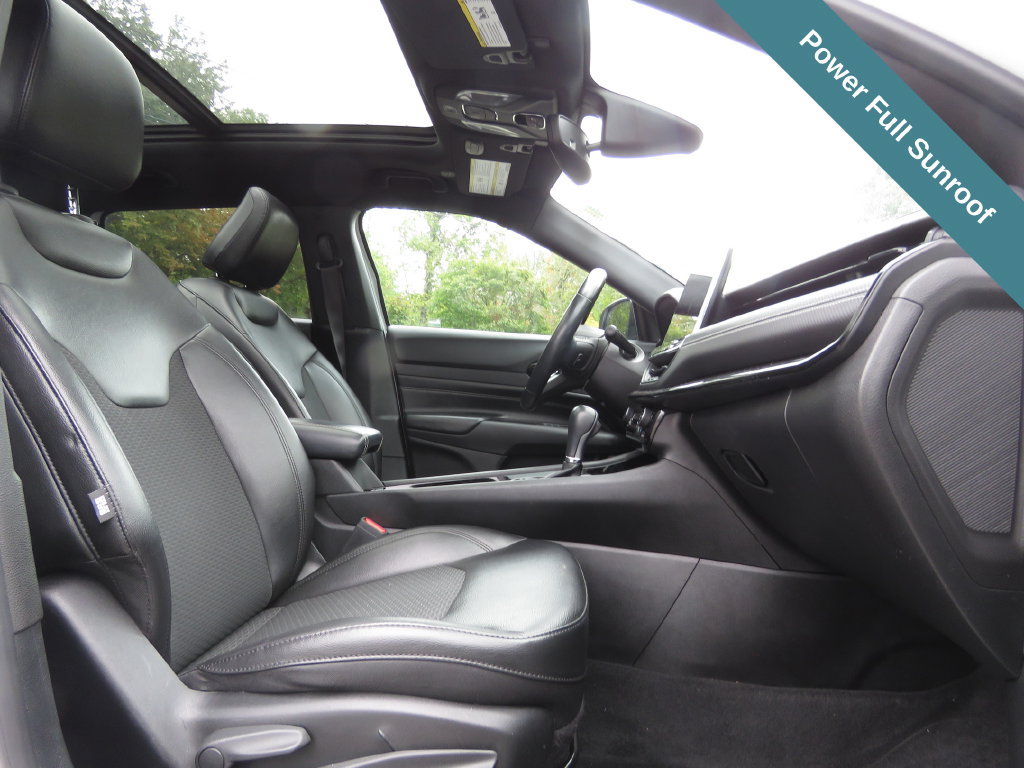 Used 2022 Jeep Compass Latitude w/ Sun and Sound Group AWD/4WD image 13