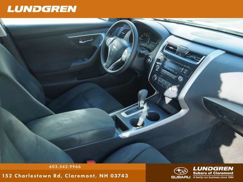 Used 2015 Nissan Altima 2.5 S w/ Sport Value Package FWD image 9