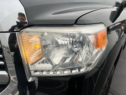 Used 2016 Toyota Tundra SR5 image 34