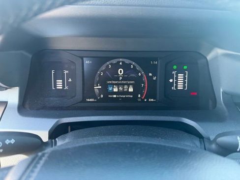 Used 2025 Toyota 4Runner SR5 image 17