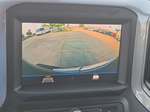 Used 2021 Chevrolet Silverado 1500 Custom RWD image 17