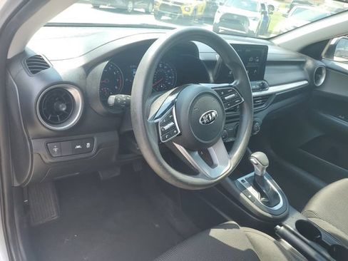 Used 2021 Kia Forte LXS FWD image 18