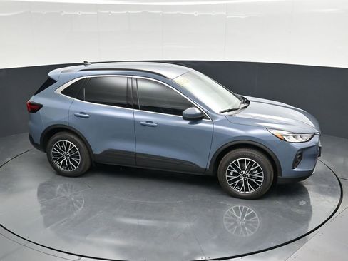 New 2026 Ford Escape SE FWD image 52
