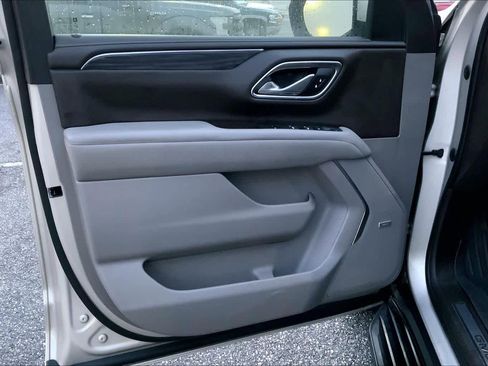 Used 2023 GMC Yukon SLT image 20