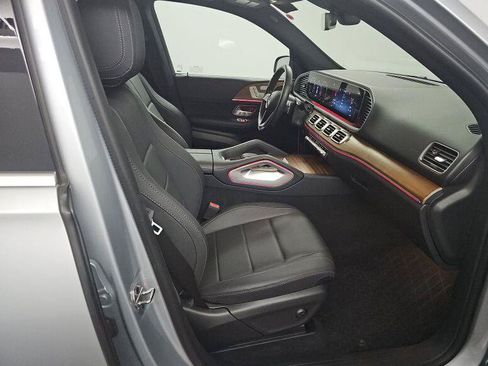 Used 2025 Mercedes-Benz GLE 350 4MATIC image 11