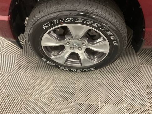 Used 2023 RAM 1500 Laramie AWD/4WD image 29