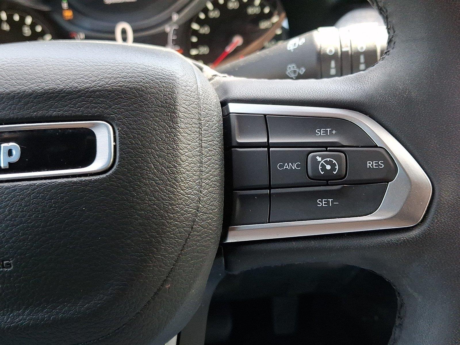 Used 2024 Jeep Compass Latitude AWD/4WD image 21