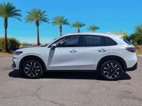 Used 2026 Honda HR-V EX-L image 2