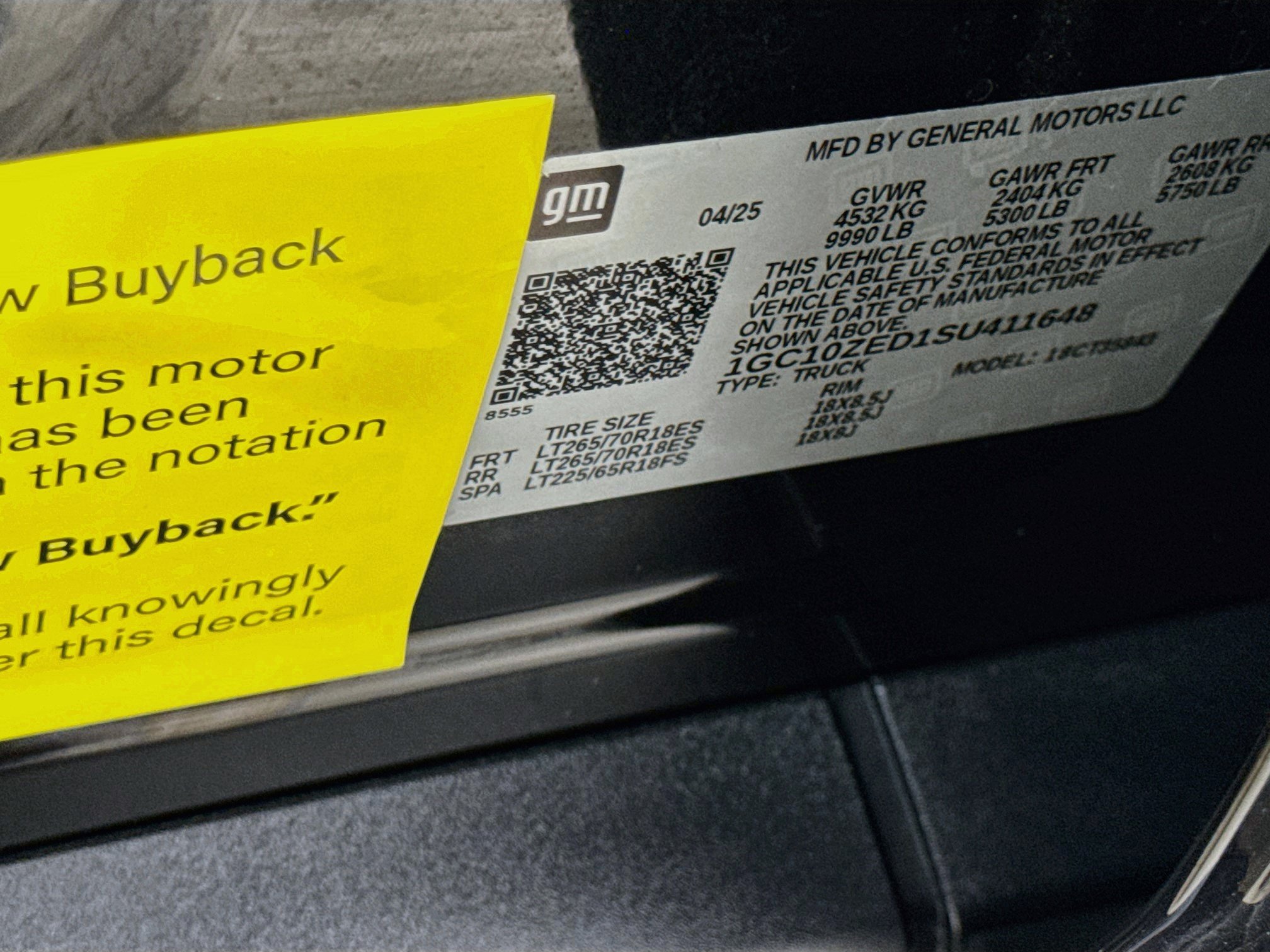 Used 2025 Chevrolet Silverado EV LT AWD/4WD image 34