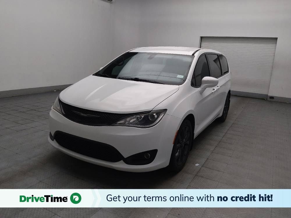 Used 2018 Chrysler Pacifica Touring Plus w/ S Appearance Package FWD image 1