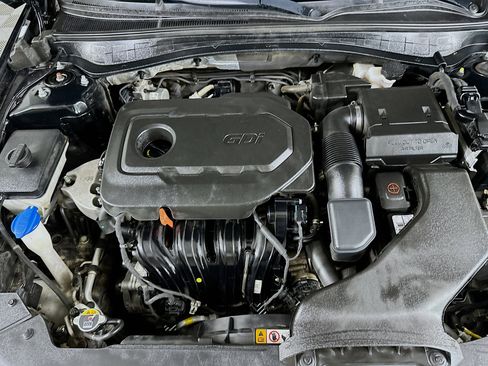 Used 2020 Kia Optima SE FWD image 32