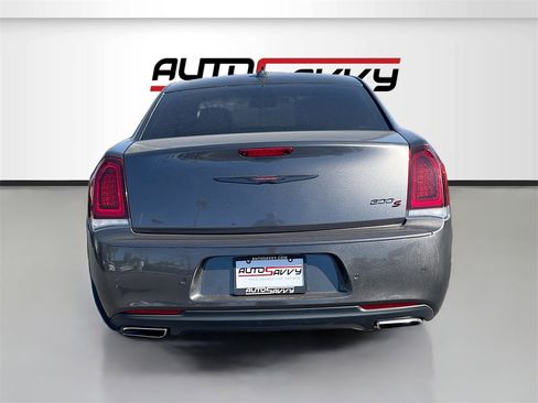 Used 2022 Chrysler 300 S image 6