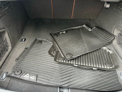 Used 2018 Audi A4 2.0T Premium w/ Convenience Package image 27