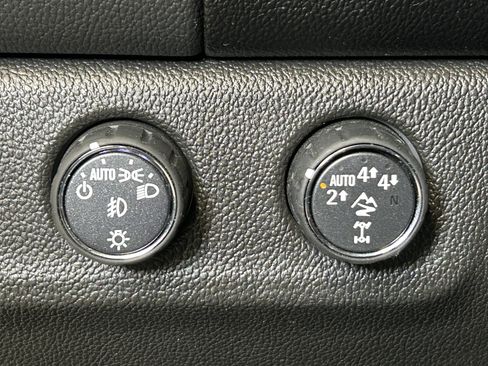 Used 2020 Chevrolet Colorado ZR2 w/ Colorado ZR2 Bison Edition image 22