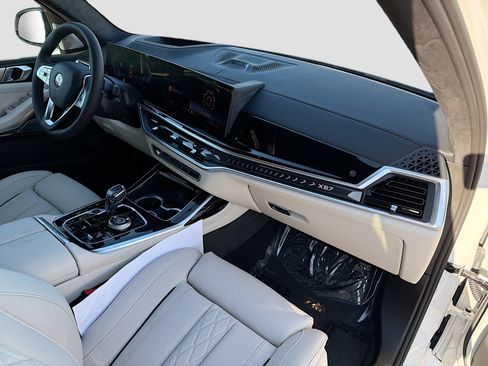 New 2026 BMW ALPINA XB7 AWD/4WD image 14