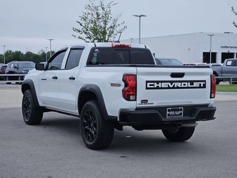 Used 2026 Chevrolet Colorado Trail Boss w/ LPO, Tailgate Decal Package AWD/4WD image 5