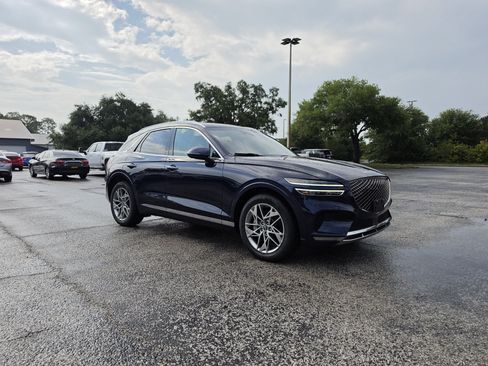 Used 2025 Genesis GV70 2.5T AWD/4WD image 2