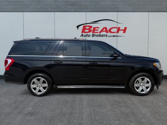 Used 2020 Ford Expedition Max XLT w/ Equipment Group 202A AWD/4WD image 9