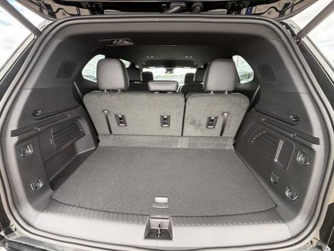 New 2026 Buick Enclave Sport Touring FWD image 37