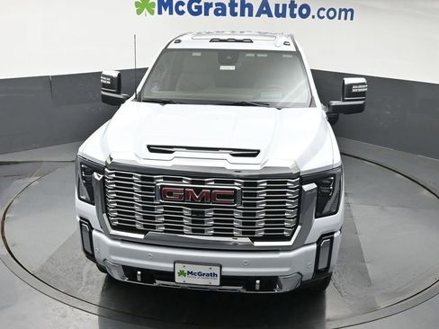 New 2026 GMC Sierra 2500 Denali w/ Denali Reserve Package AWD/4WD image 23