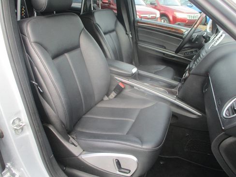 Used 2010 Mercedes-Benz GL 450 4MATIC image 7