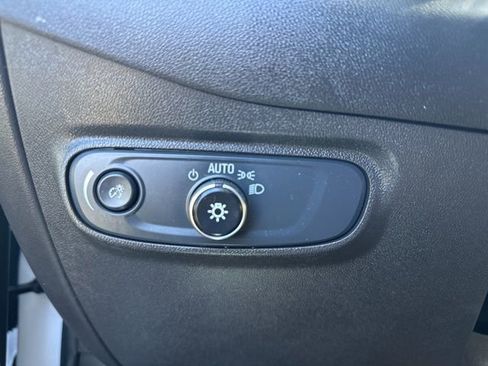 Used 2024 Chevrolet Equinox LT AWD/4WD image 25