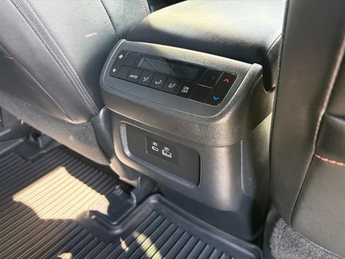 Used 2024 Nissan Pathfinder Rock Creek AWD/4WD image 27