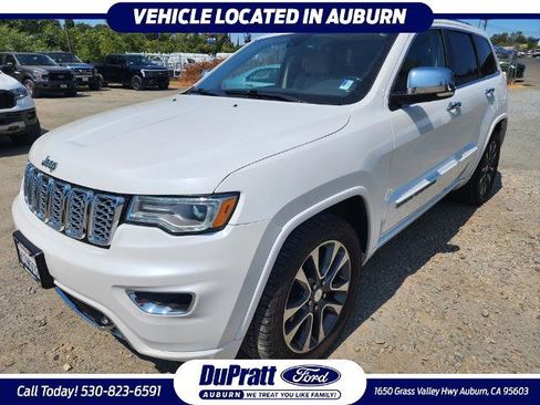 Used 2017 Jeep Grand Cherokee Overland image 1