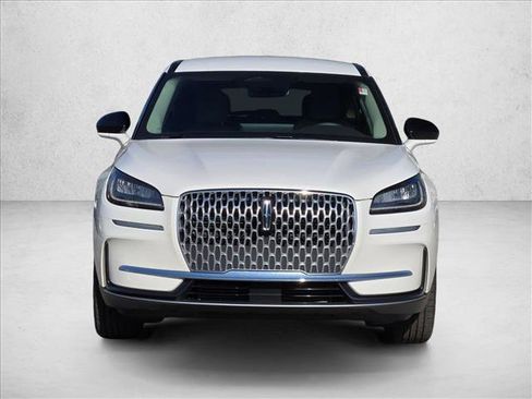 Used 2023 Lincoln Corsair AWD image 2