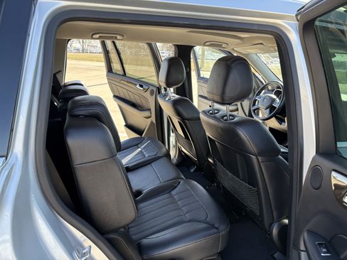 Used 2015 Mercedes-Benz GL 450 4MATIC image 14
