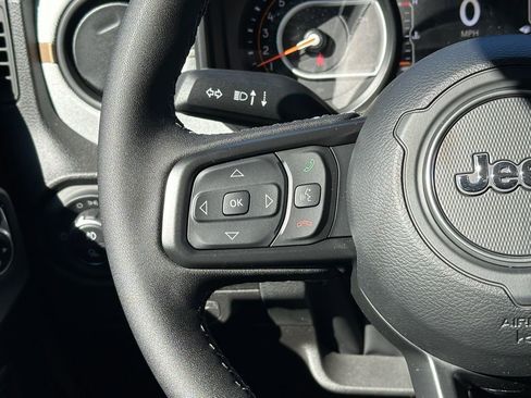 New 2026 Jeep Gladiator Willys image 8