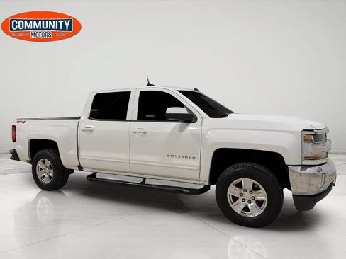 Used 2018 Chevrolet Silverado 1500 LT w/ All Star Edition AWD/4WD image 10