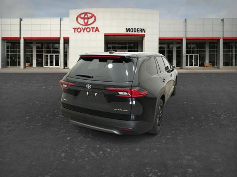New 2026 Toyota Grand Highlander Platinum AWD/4WD image 8