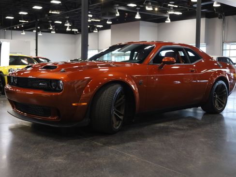 Used 2022 Dodge Challenger SRT Super Stock RWD image 3