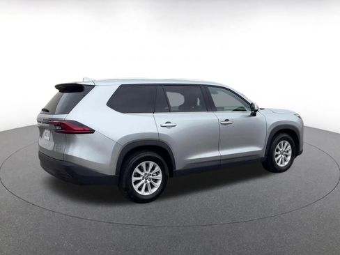 Used 2025 Toyota Grand Highlander FWD image 14