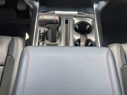 Used 2025 Ford F150 Raptor AWD/4WD image 19