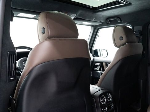 Used 2022 Mercedes-Benz G 550 image 23