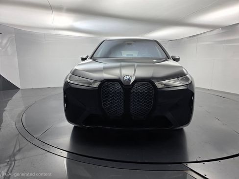 Used 2024 BMW iX xDrive50 w/ Sport Package AWD/4WD image 2