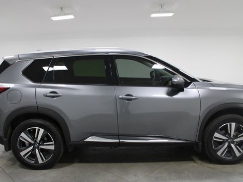 Used 2023 Nissan Rogue Platinum w/ Platinum Premium Package image 11