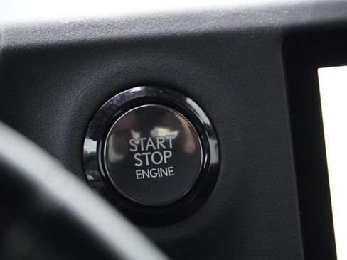 Used 2024 Lexus GX 550 w/ Accessory Package (Z1) AWD/4WD image 18