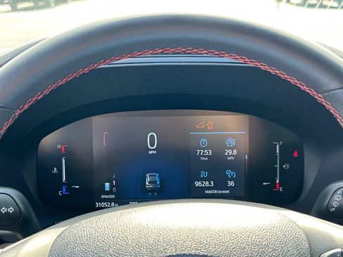 Used 2025 Ford Escape ST-Line FWD image 24